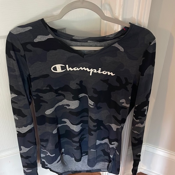 Champion Brand Camo Long Sleeved Tee - Picture 1 of 1